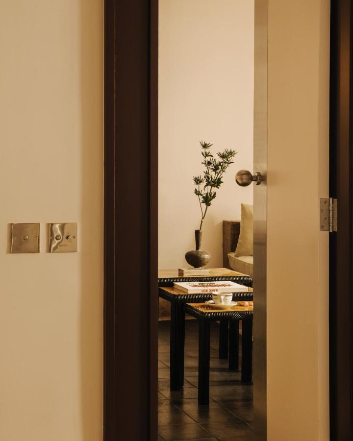 Pied A Terre Tuileries Apartment Paris Exterior photo